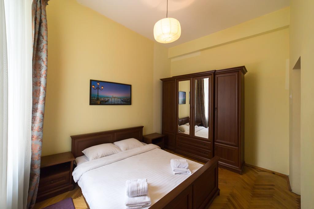 Cozy Apartment In Centre Of Kiev المظهر الخارجي الصورة