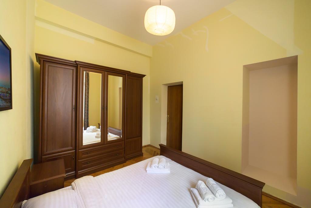 Cozy Apartment In Centre Of Kiev المظهر الخارجي الصورة